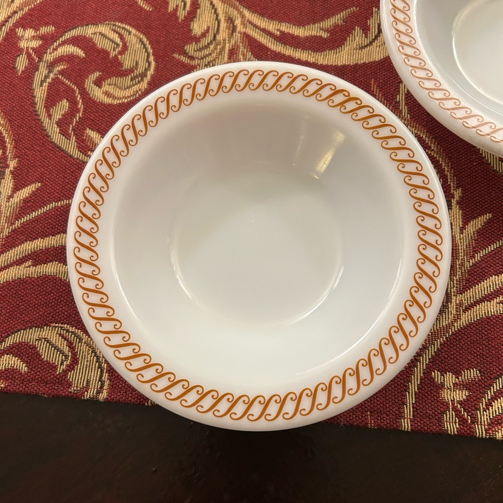 Vintage Pyrex Soup Bowls Set of 4